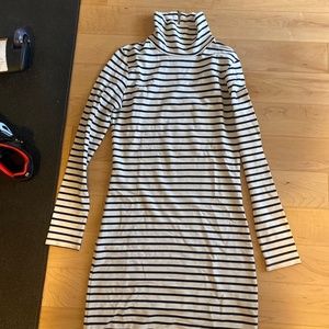 Bodycon stripped dress from  Mendocino